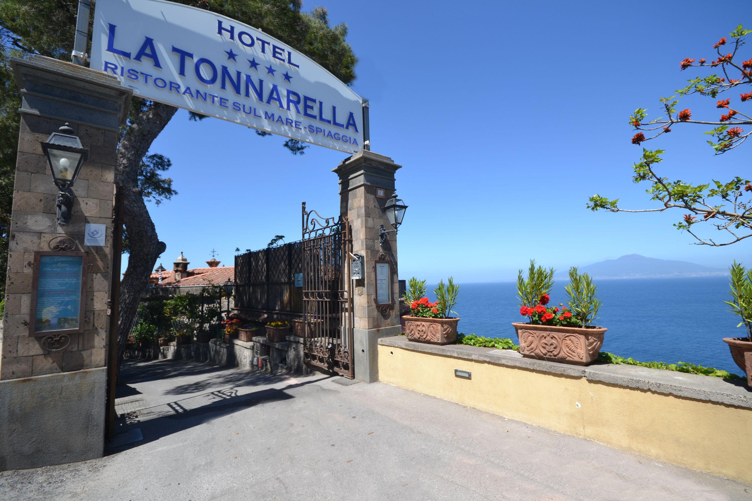 Hotel La Tonnarella Sorrent Exterior foto